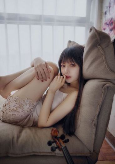 异世界魔王与召唤少女的奴隶魔术_欧美在线观看